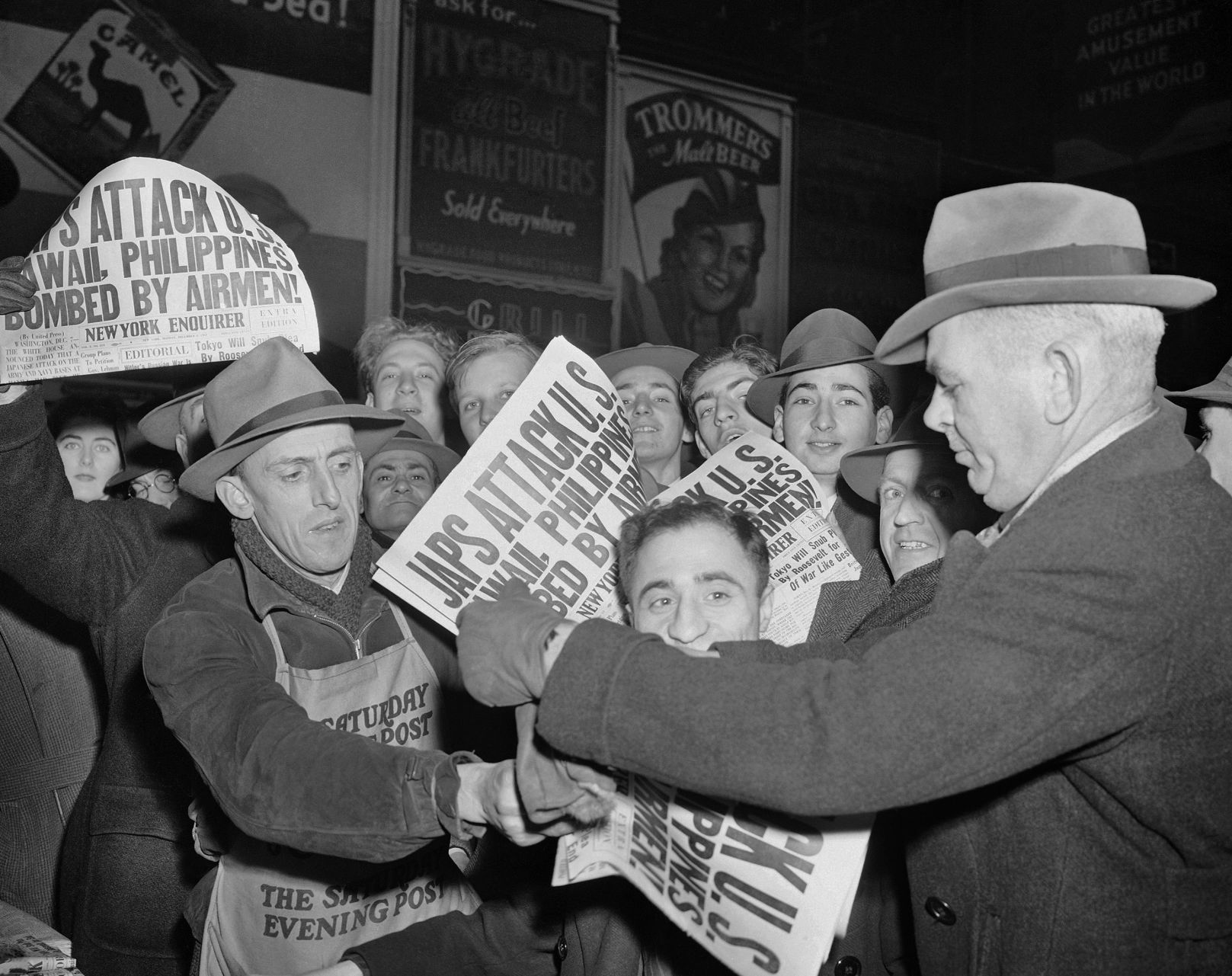 Pearl Harbor Attack newspapers